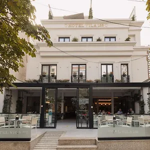 Boutique 135 4* تيرانا
